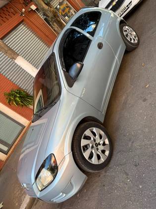 CHEVROLET CELTA 1.0 MPFI SPIRIT 8V FLEX 2P MANUAL CHEVROLET CELTA 1.0 MPFI SPIRIT 8V FLEX 2P MANUAL